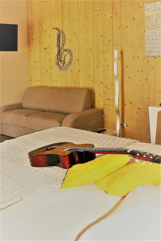 What Else Hotel