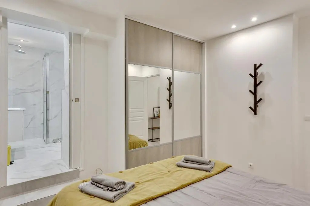 143 Suite La Francaise, Nice APT, Paris