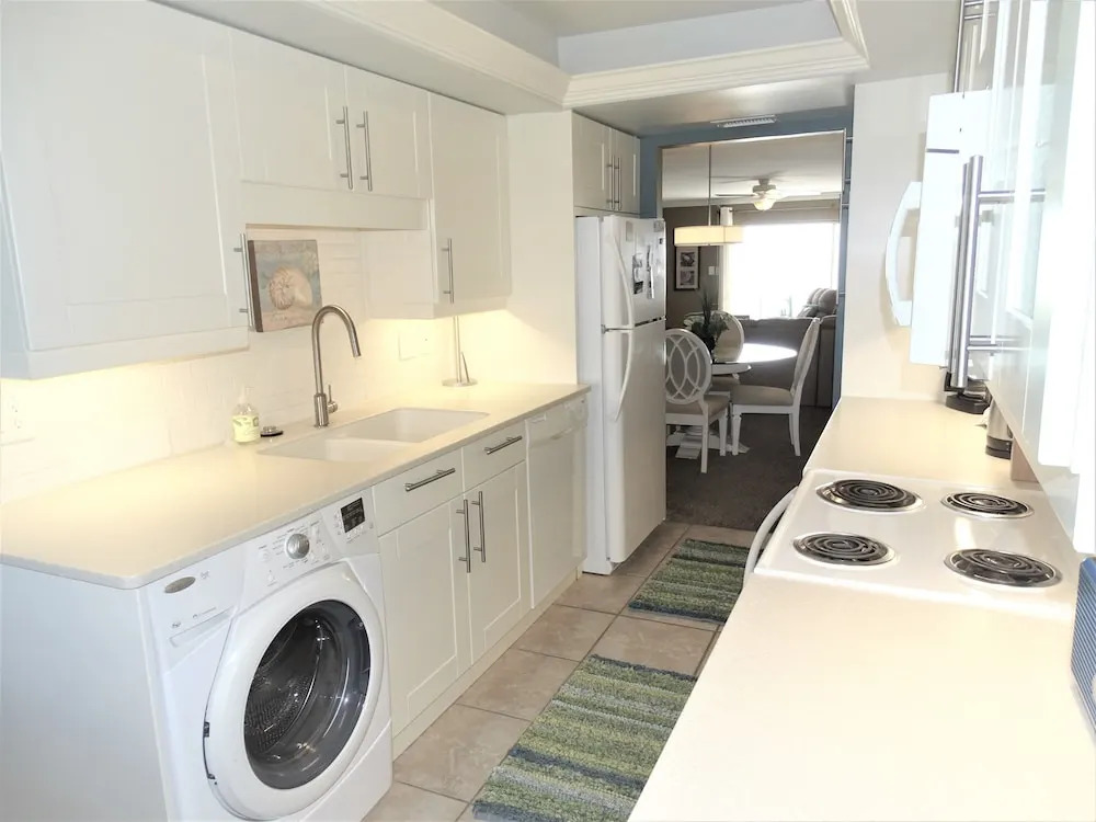 Tivoli by the Sea Unit 502 2 Bedrooms 2 Bathrooms Apts