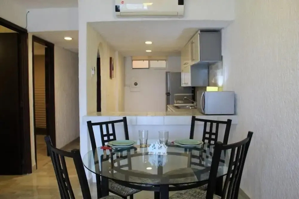 Cancún Suites Apartments - Hotel Zone