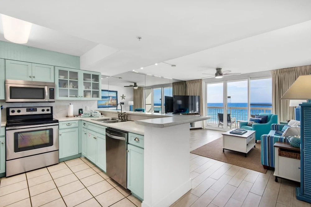 Pelican Beach Resort 505