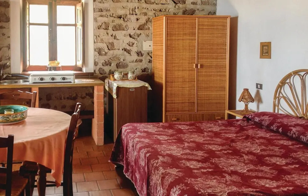 Nice Apartment in Gioiosa Marea ME With Wifi and Outdoor Swimming Pool
