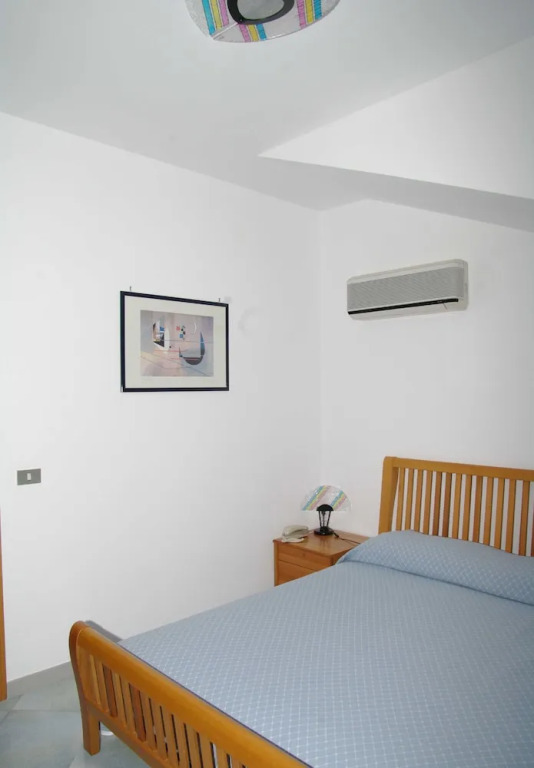 Spacious Apartment for 4 People in Residence