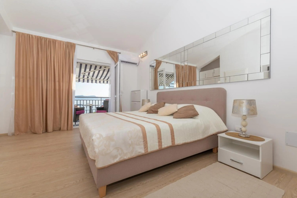Beautiful sea view 6 luxury studio Danijela