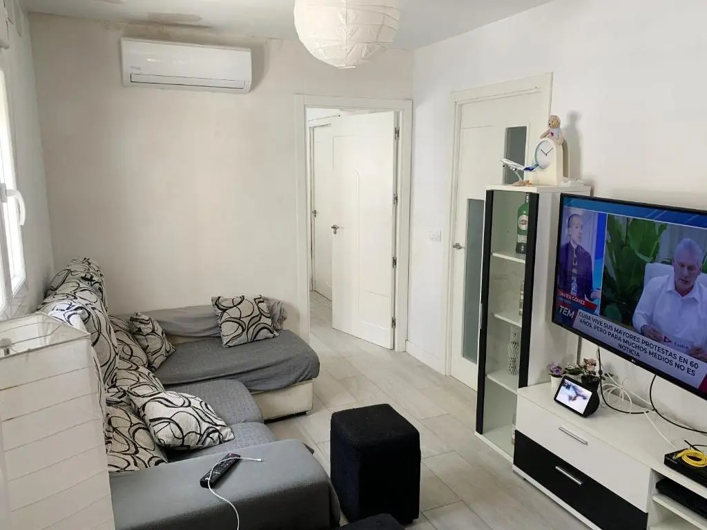 House with 3 bedrooms in Chiclana de la Frontera with private pool and WiFi 6 km from the beach