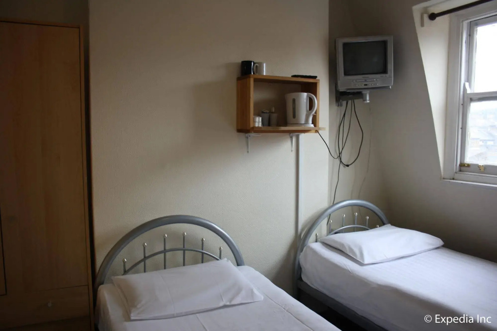 Daisy Hotel