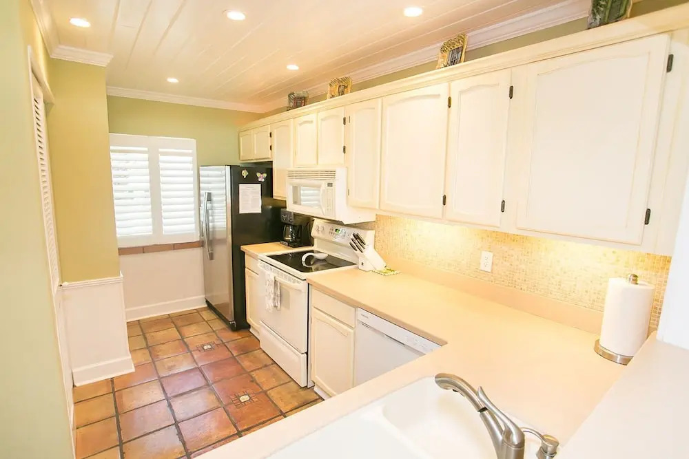 SEA Haven 212 [3/2.5] Free Activities! & Oceanfront Wifi Pool