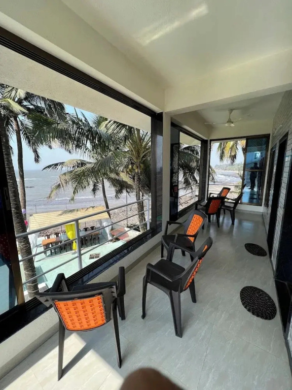 iIRA Stays: Ocean Bliss