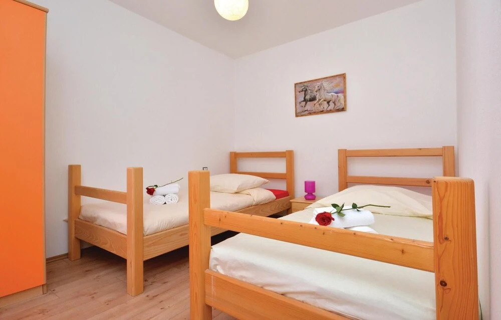 Nice Home in Split With Wifi and 4 Bedrooms