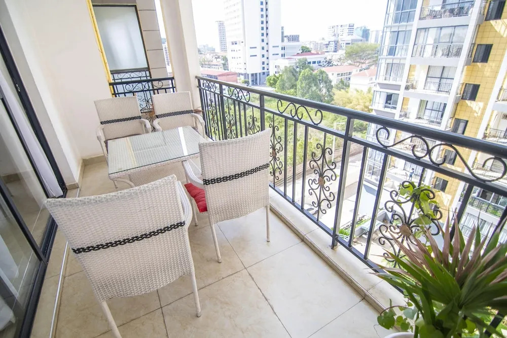 Silver Habor Apartments