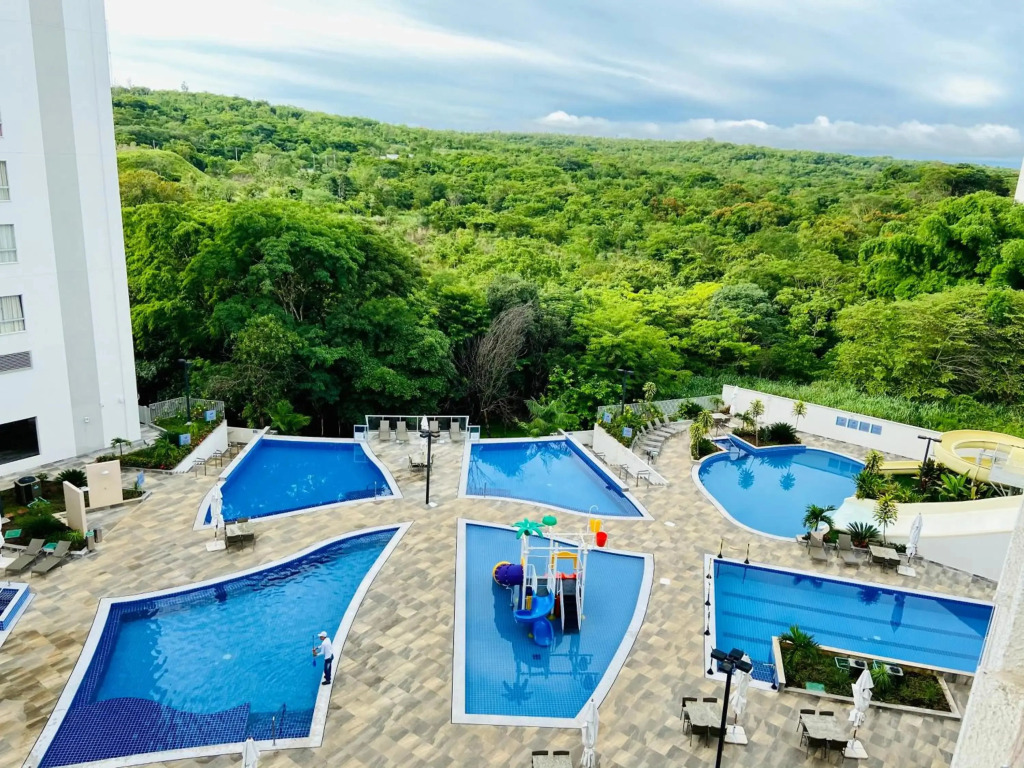 Flat 303 - Condomínio Park Veredas - Completo com ar no quarto e na sala