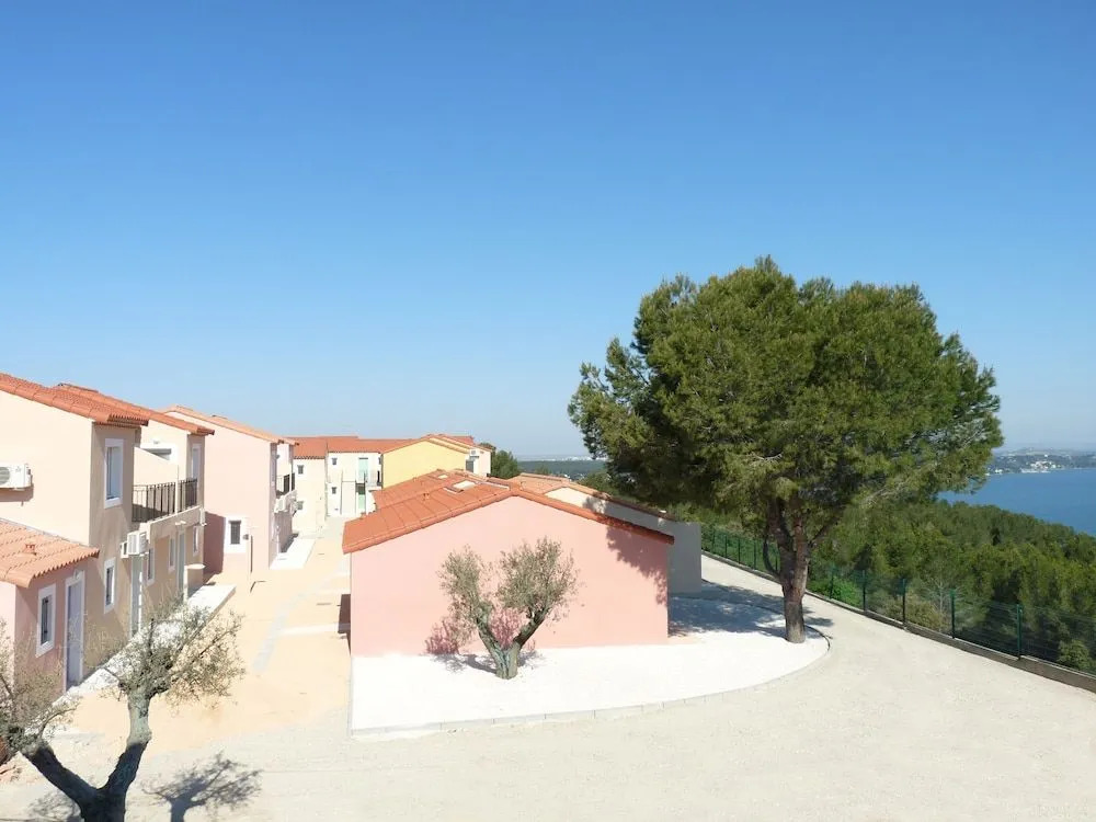 Résidence de Tourisme La Provence