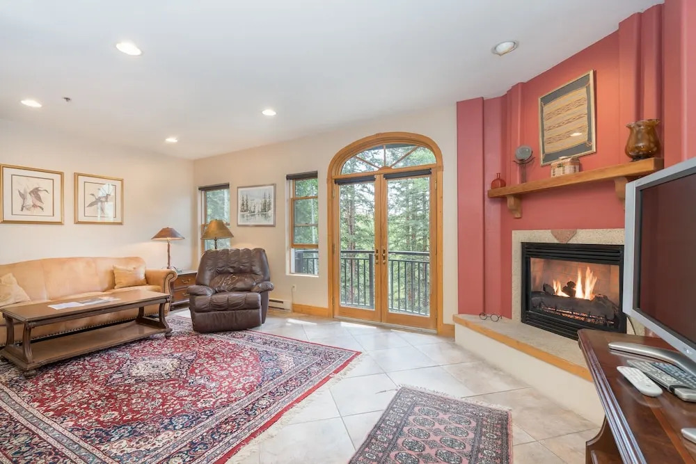 Bear Creek Lodge 305a 1 Bedroom Condo by Alpine Lodging Telluride