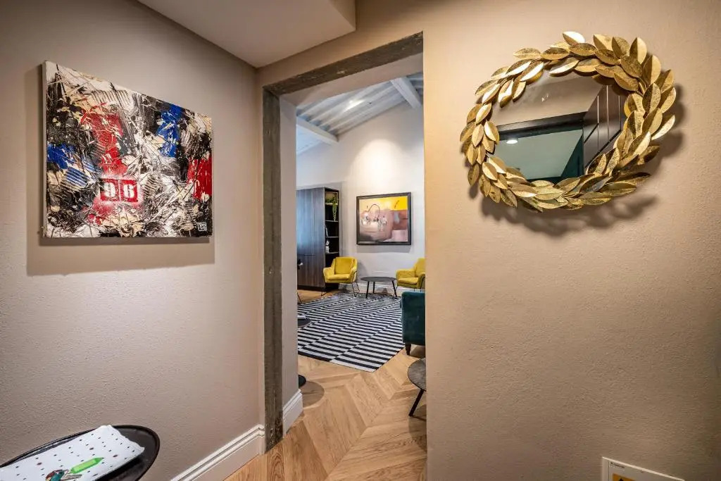 Hs4U Ricasoli Luxury apartment near Duomo N.2