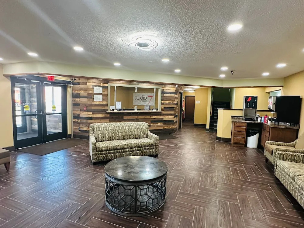 Studio 7 on Main