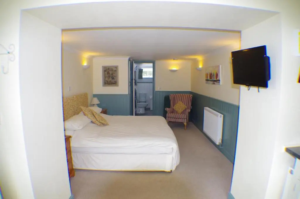 Lynwood House Self Contained Studio