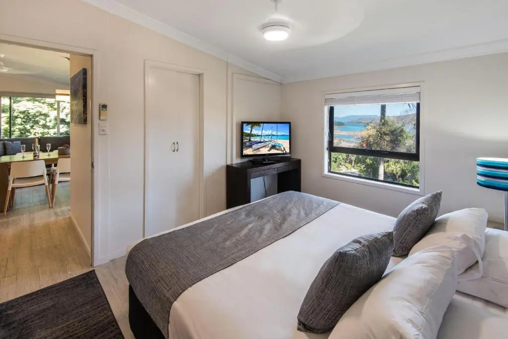 Oasis Apartments on Hamilton Island by HIHA