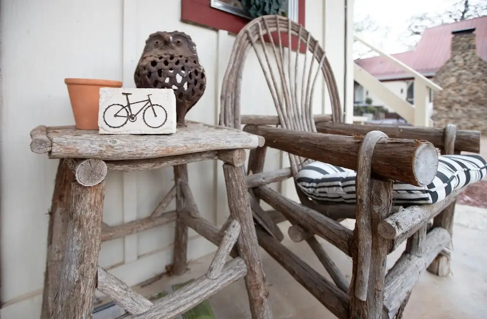 Serendipity 1 Bedroom Cottage by RedAwning