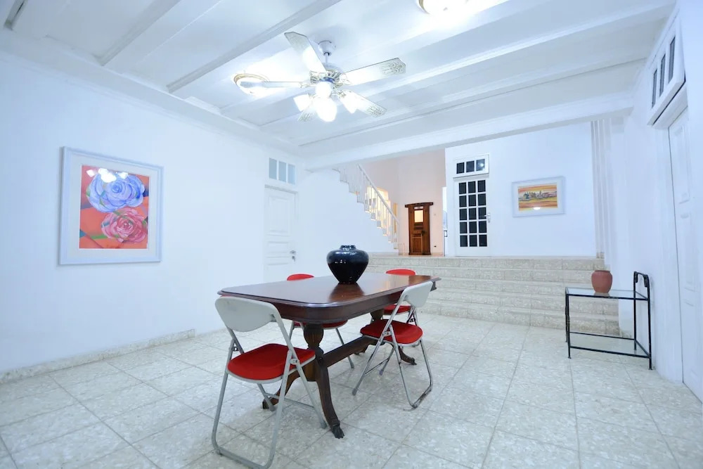 ZEN Rooms Kemang G17 Syariah