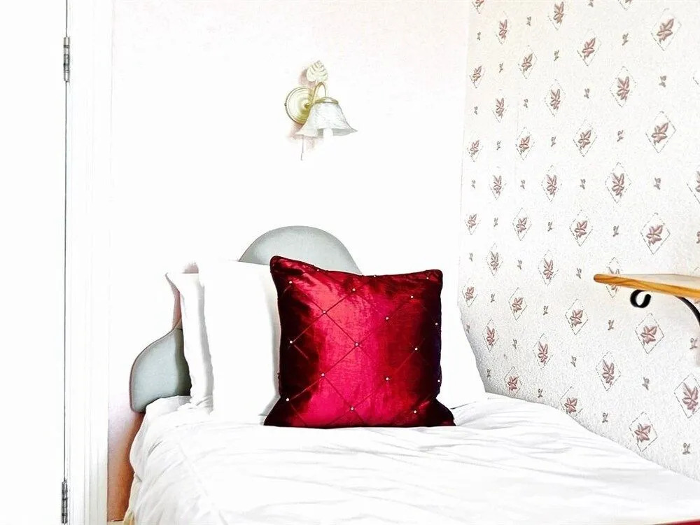 Poltair Guest House