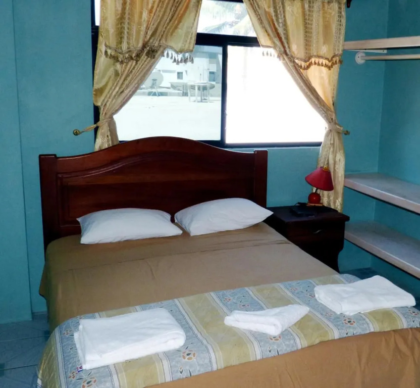Hostal casa de los delfines