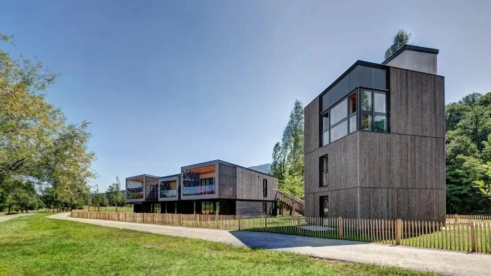 Nature-focused 4-guest Apartment
