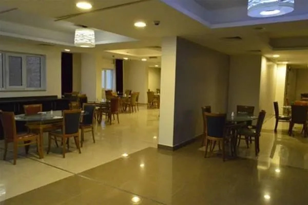 Grand Stay Hotel Suites