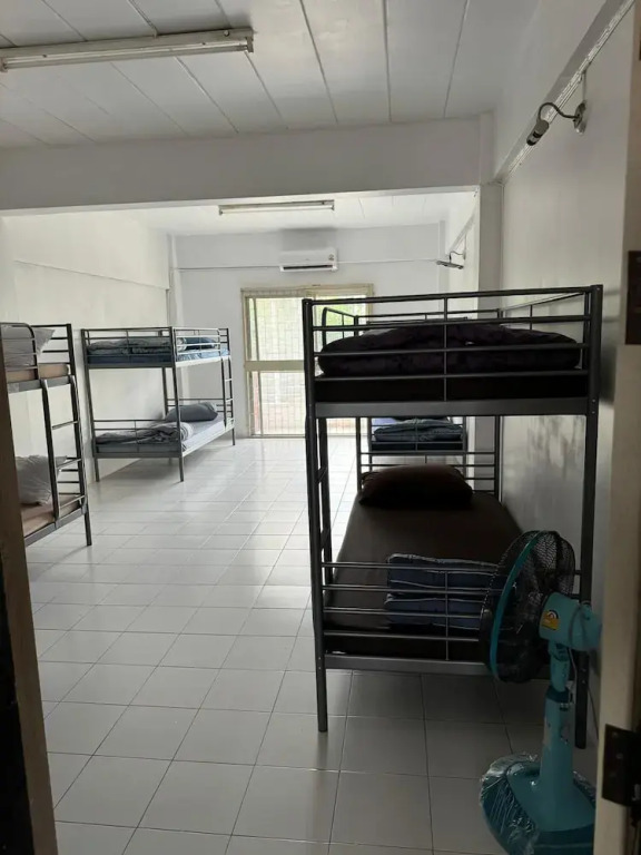 JS786CAFFE&HOSTEL