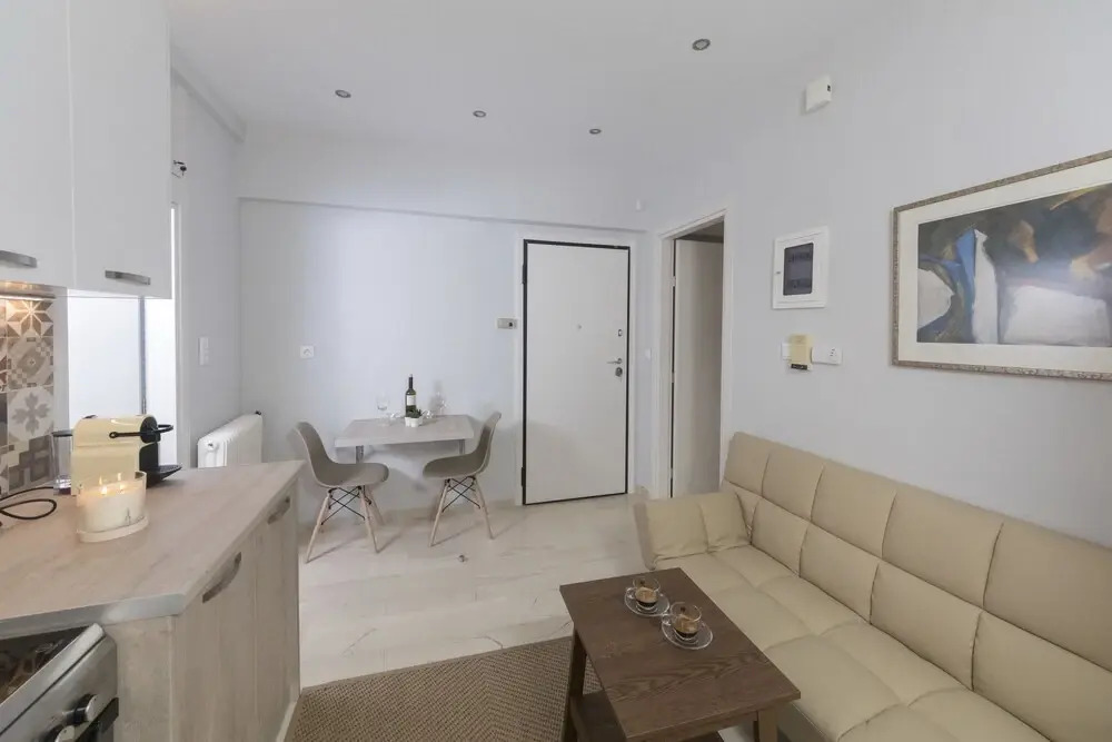 Stylish and Modern Apartment in the Heart of Athens