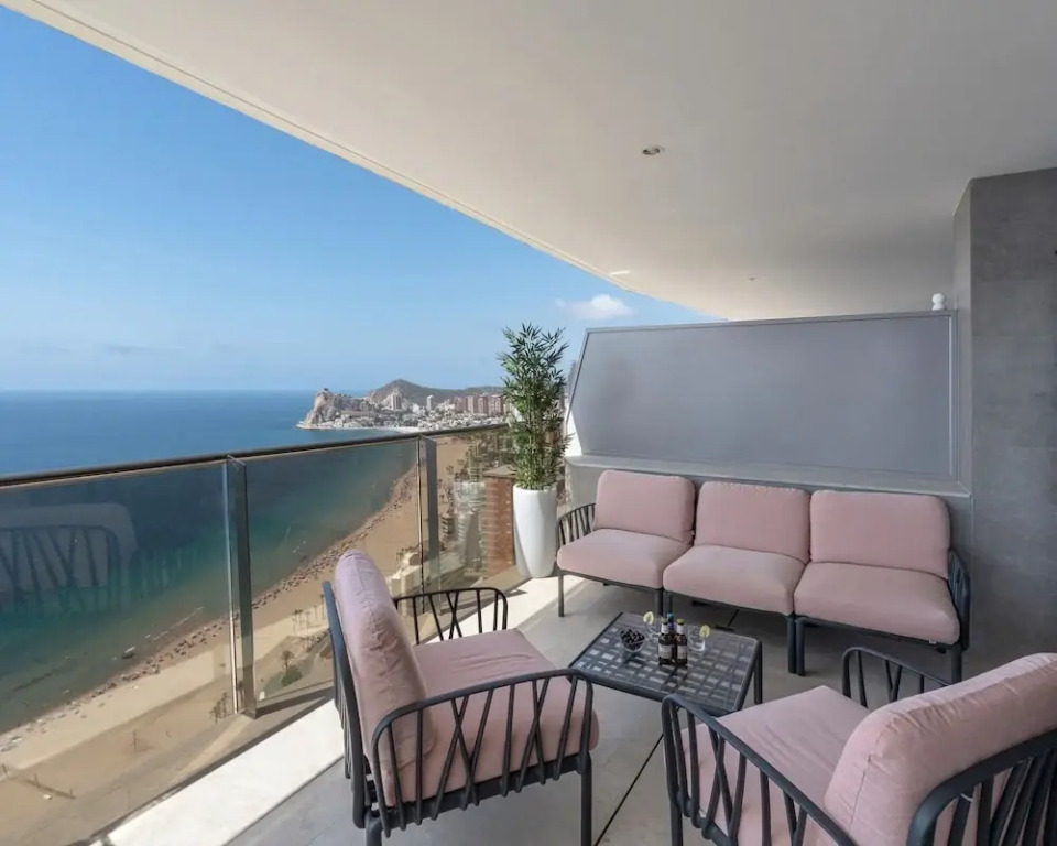 Sunset Cliffs Wellness & Spa by Leo Apartments Benidorm