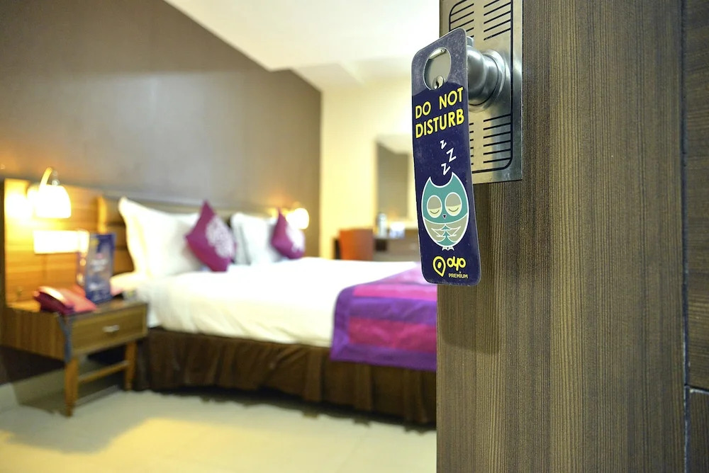 OYO Premium Habsiguda