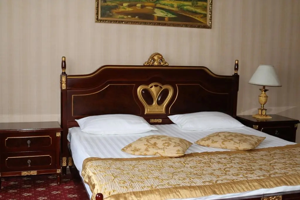 Gold Star (Голд Стар)