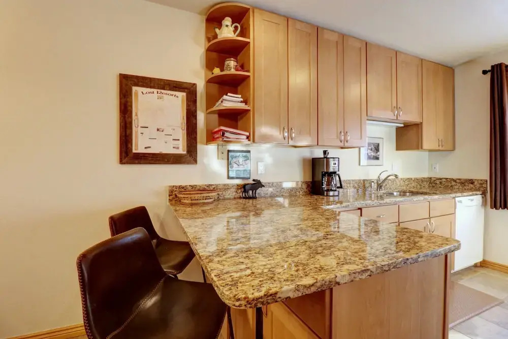 727b Meadow Creek 2 Bedroom Townhouse