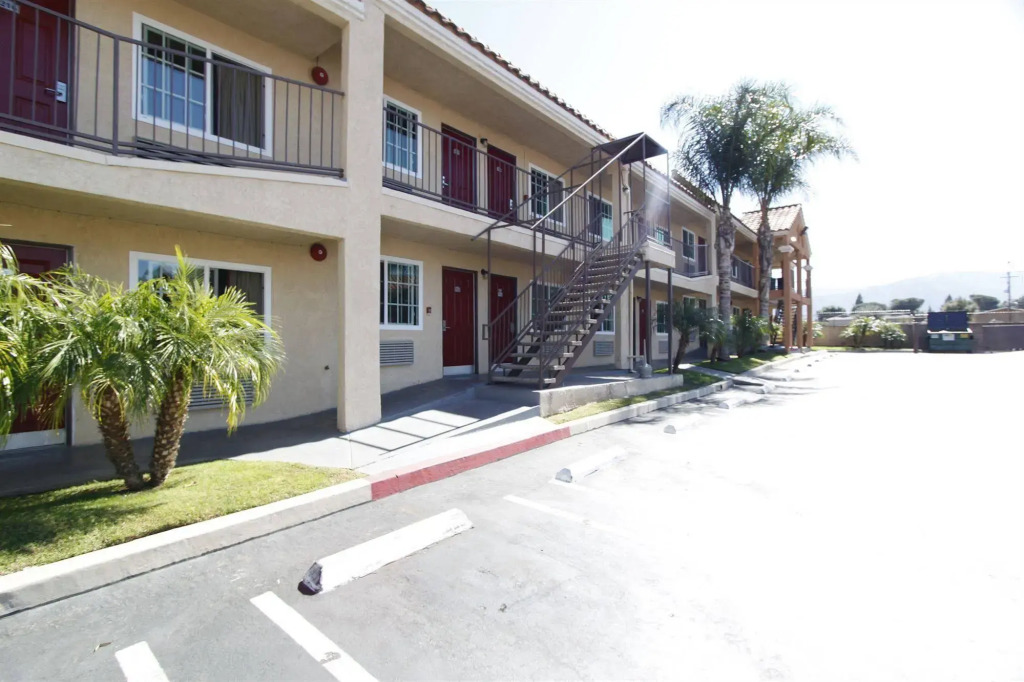 Welcome Inn Corona