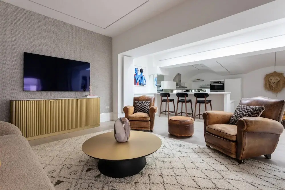 Winchester Street III by Onefinestay