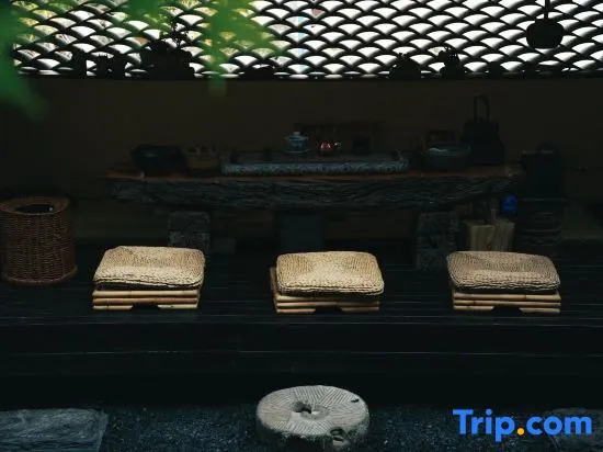 Xiang·Stay Homestay (Xingyi Wanfenglin Branch)