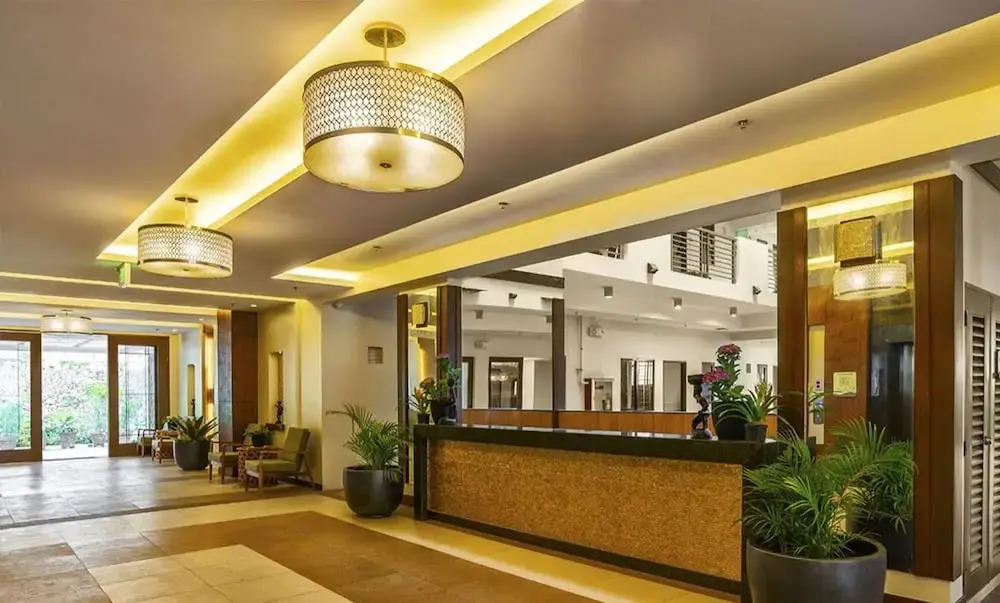 Serene Premier Cozy Condo With Balcony, 2BR Parking Outlook Drive Baguio