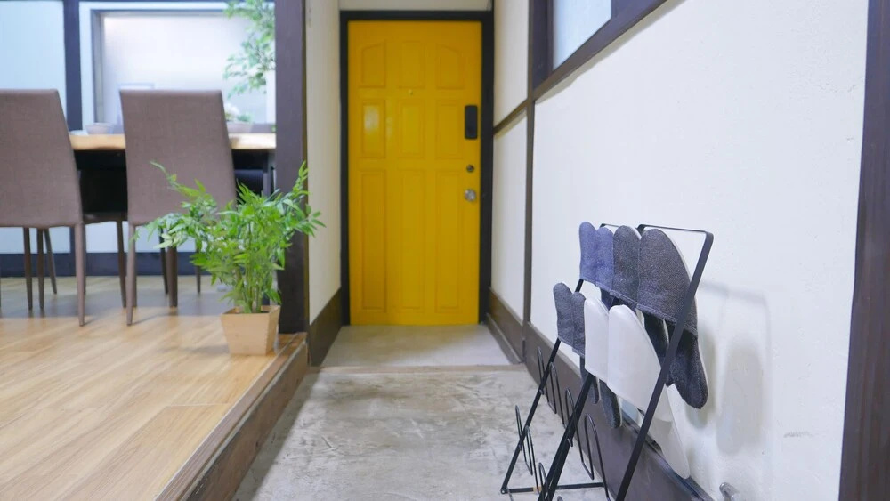 Within walking distance to Shinjuku | 4 min walk to nearest station | Entire 3BR house 75㎡ | Sleeps up to 10 | Family-friendly | High-speed Wi-Fi | Shibuya, Tokyo
