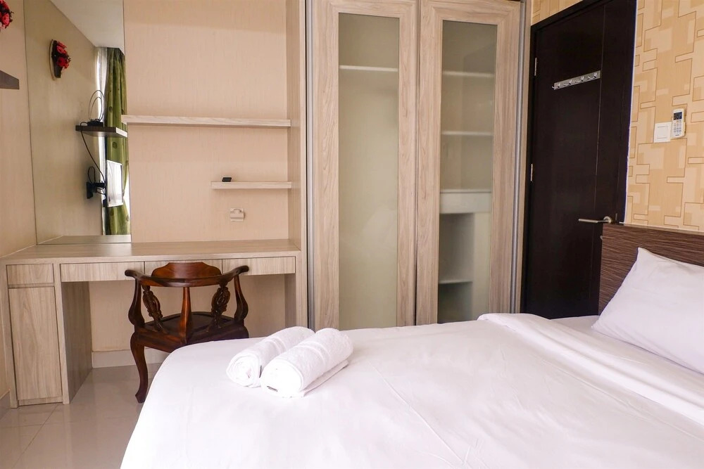 Strategic Location Westmark Apartment near Taman Anggrek