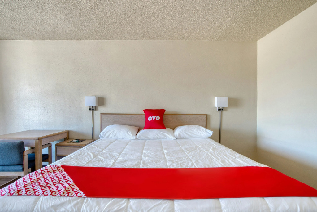 OYO Hotel Waco University Area I-35