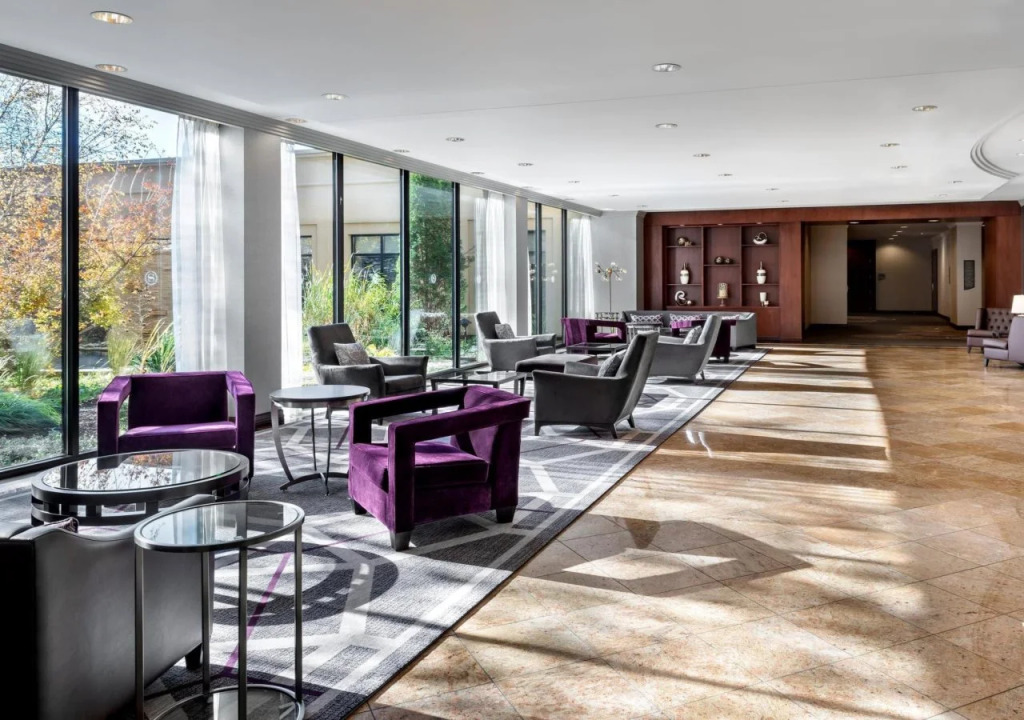 Sheraton Toronto Airport Hotel & Conference Centre