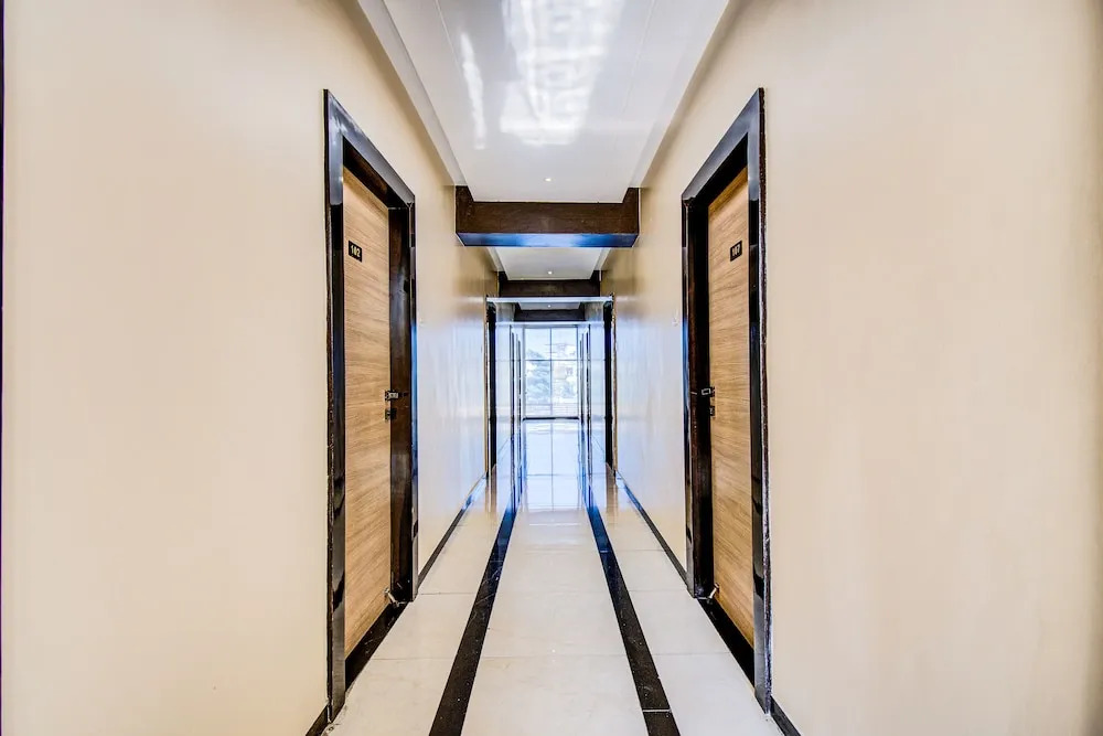 Fabhotel Krishna Regency