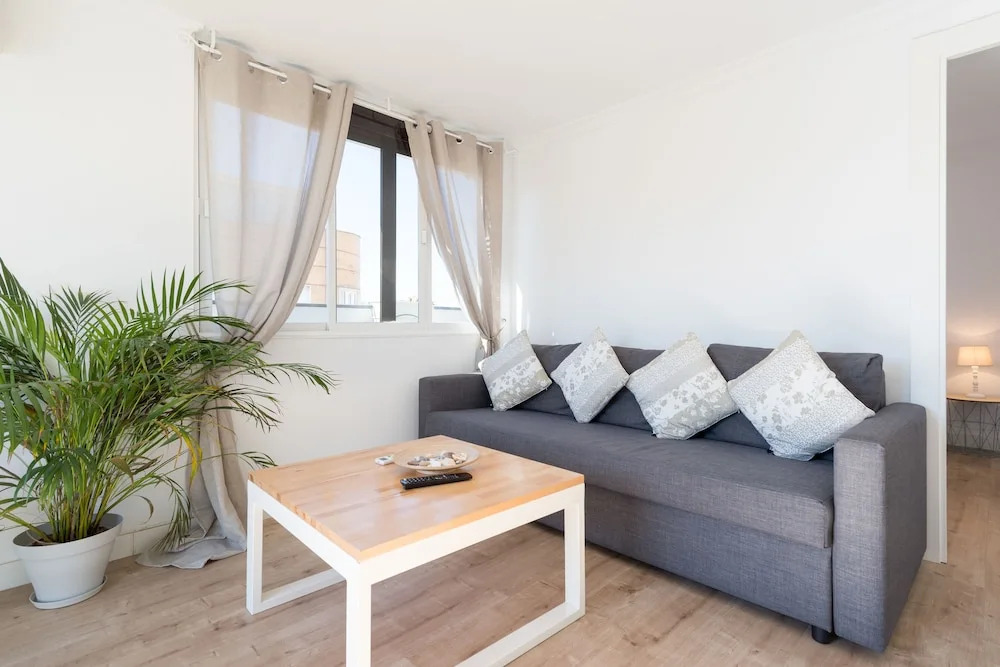 Ahro Suites Plaza de Arriola 1