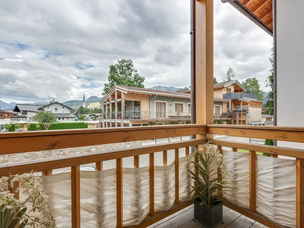 Quaint Apartment in Kirchberg with Balcony near Lake