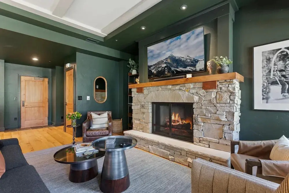 Shooting Star Lodge at Deer Valley Resort - Two Bedroom Residence #204 2 Condo