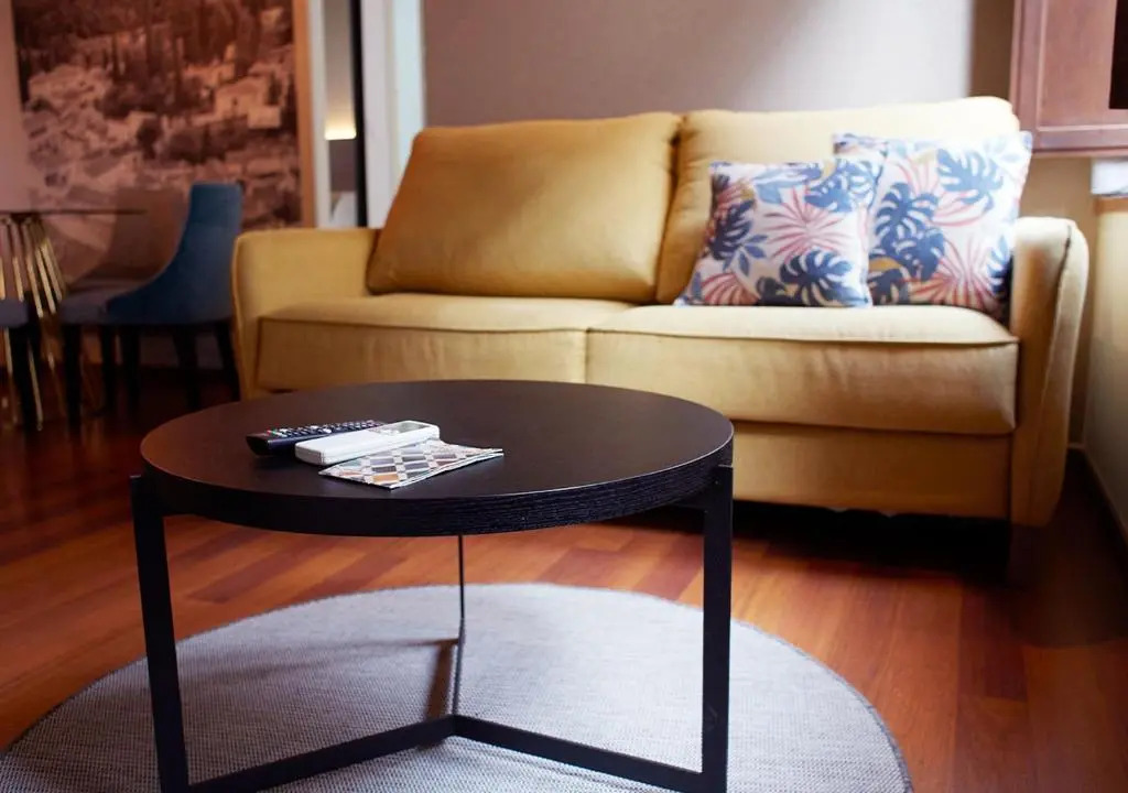 Granada Suites by Olala Homes