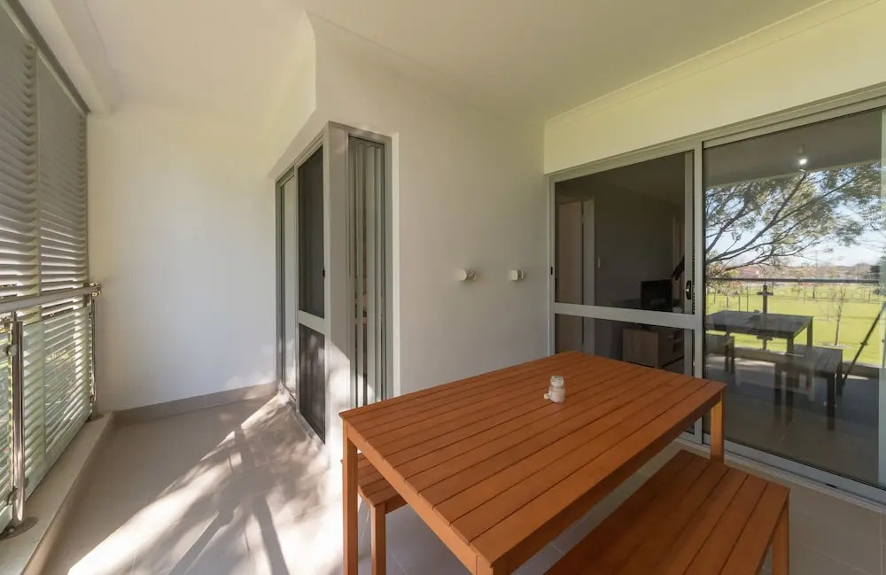 Lakeview Apartment Suite 16