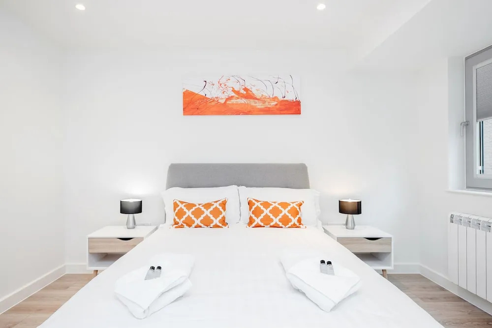 LCS New Compton Apartments