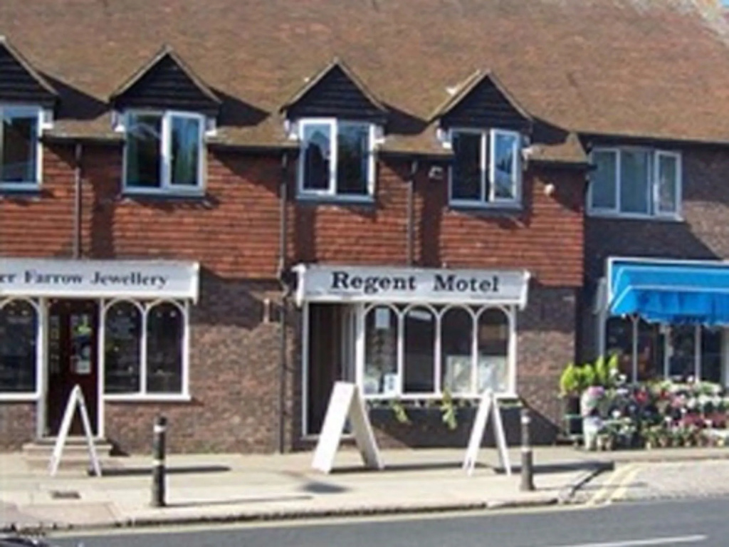 The Regent Motel & Bar