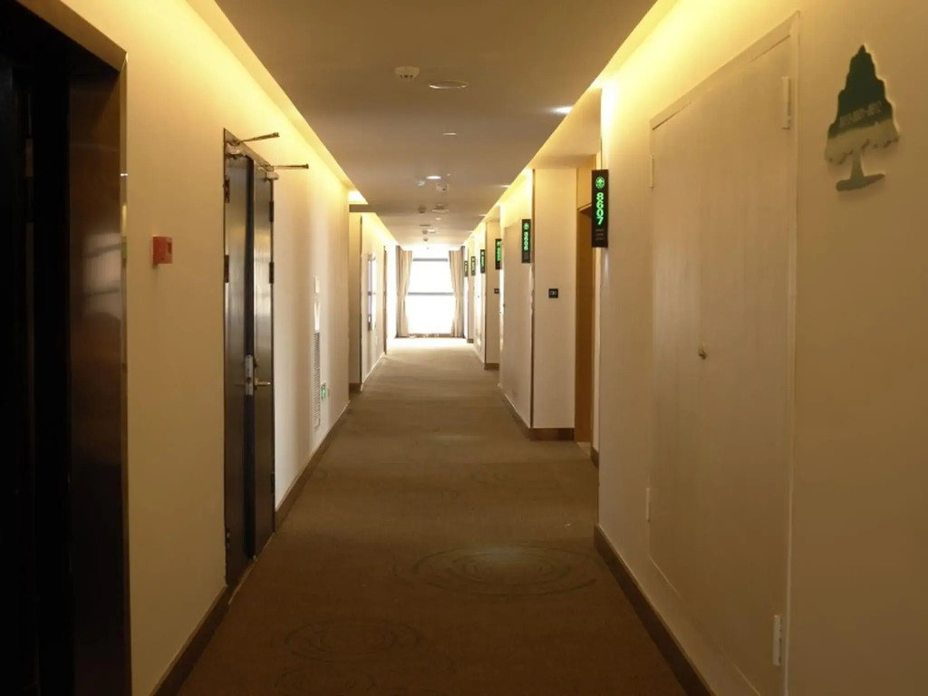 GreenTree Inn Jiaxing Haiyan County Passenger Depot Branch